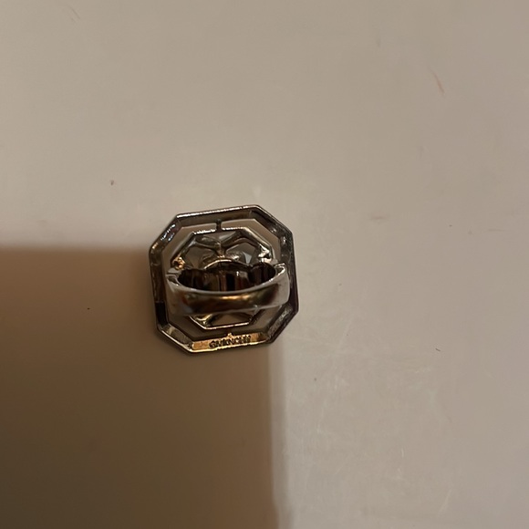 Square Bling Ring - Picture 4 of 7